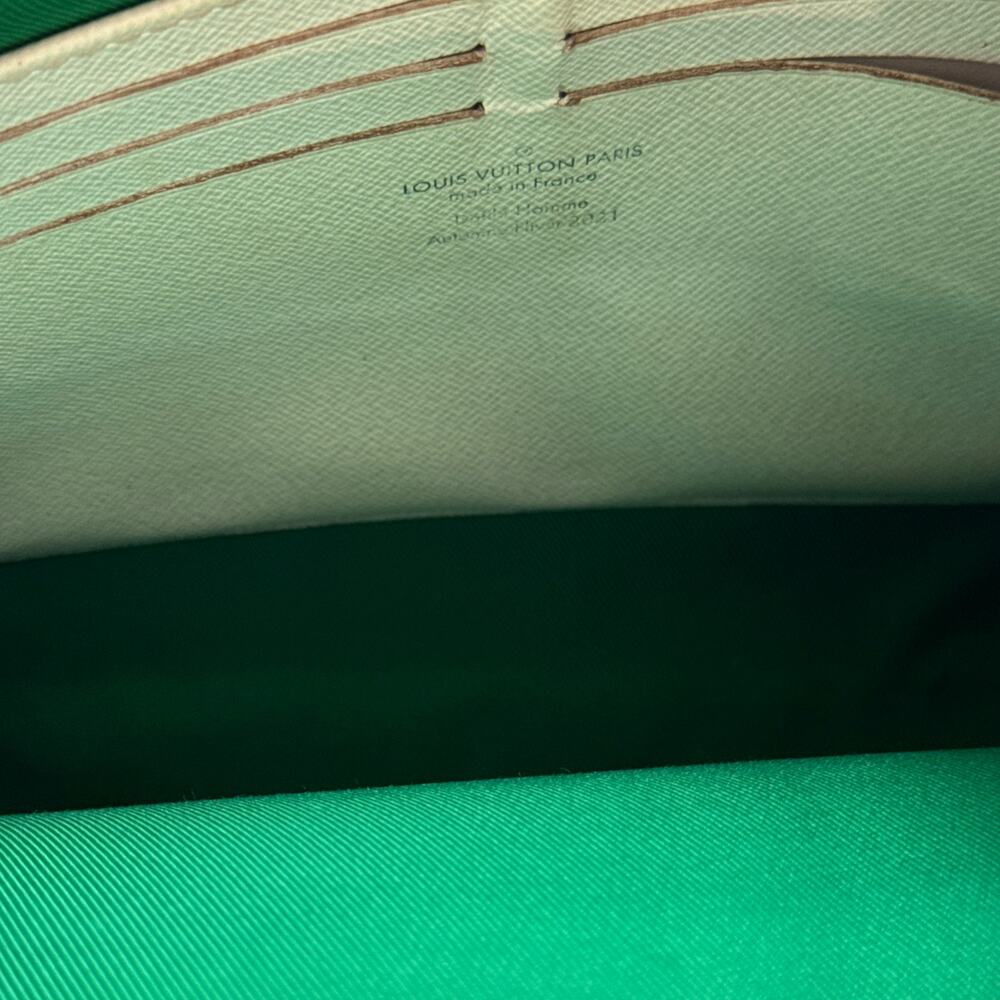 Louis Vuitton Everyday LV Pochette Voyage MM M80803 Mint Green White - Picture 7 of 7